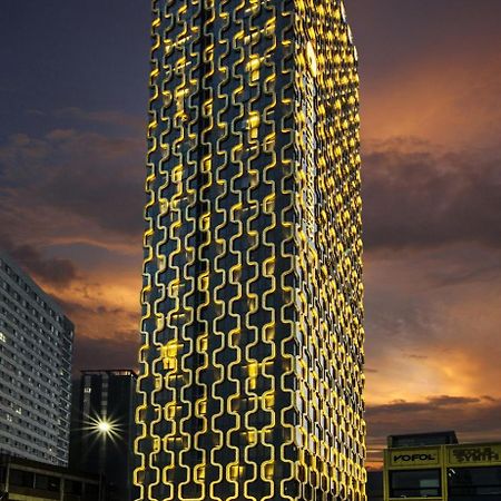 โรงแรมเดอะ ดีไซเนอร์ พรีเมียร์ คอนแด โซล ภายนอก รูปภาพ